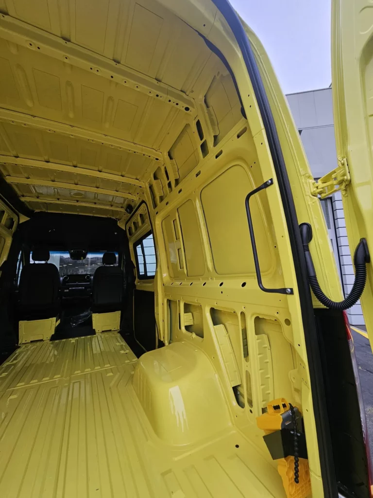 Fourgon aménagée Mercedes Benz Sprinter